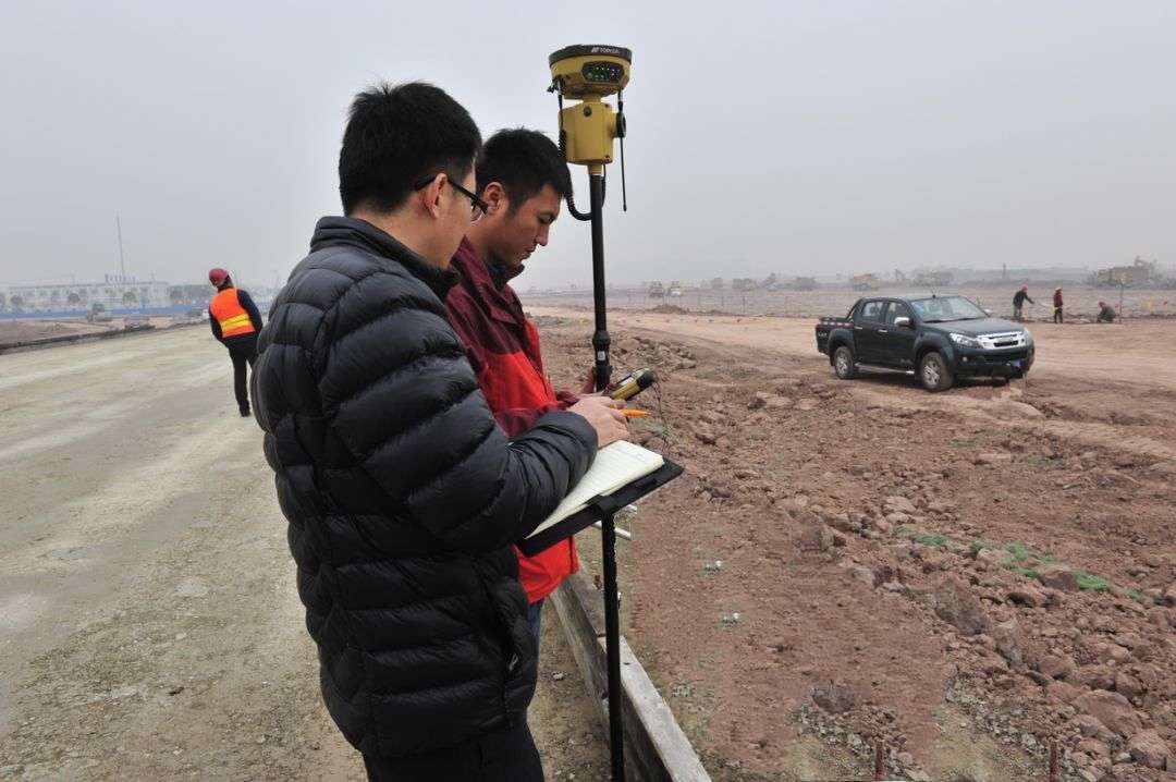 測量放基準點1.jpg 測量放基準點1.jpg